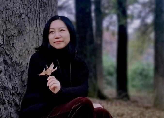 优秀!富川青年女作家罗晓玲散文集《像白鹭寻找池塘》出版