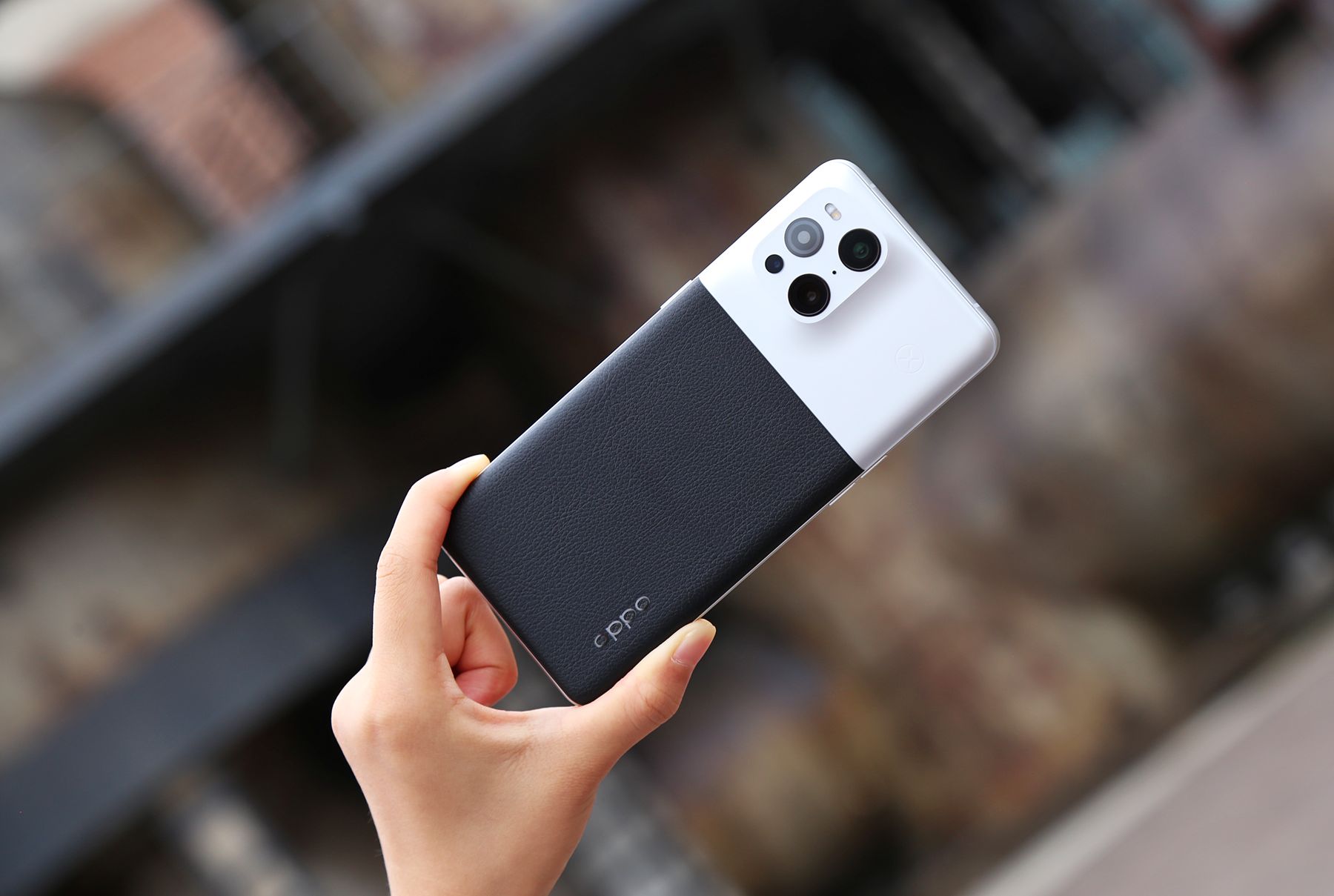 oppo find x3 pro 摄影师版上手:首发 coloros 12,扑面而来的复古风