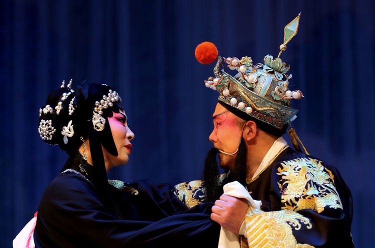 曲剧《夫妻相会》李天方,李小双,手指西凉高声骂(lrc戏词)