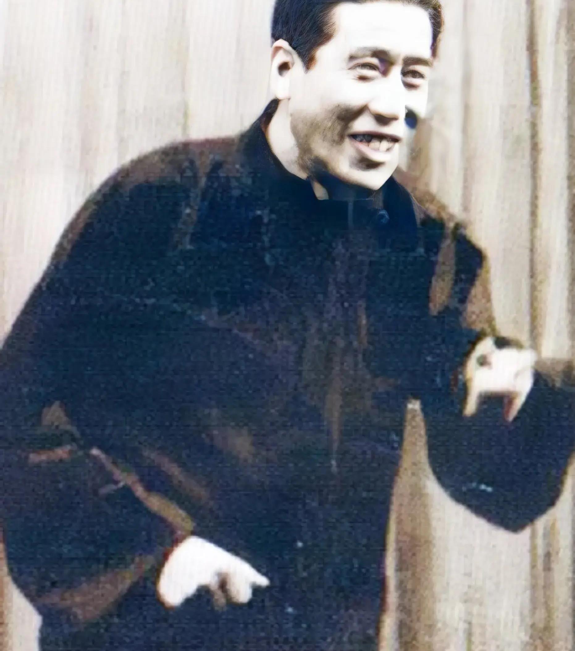 1942年,常连安与他的儿子常宝堃,常宝霖,常宝霆,常宝华在北京