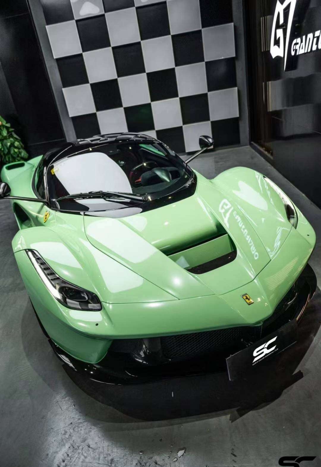 法拉利拉法改色贴膜:sc改色膜灰蒙绿