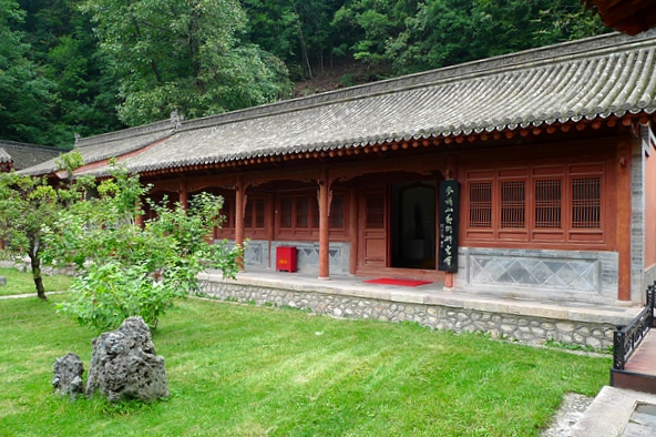 瑞应寺——麦积山石窟脚下的千年古刹