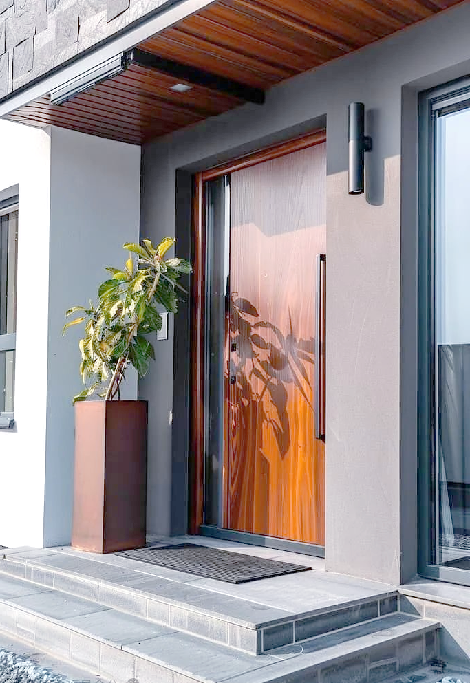 2024年流行的现代别墅入户门设计