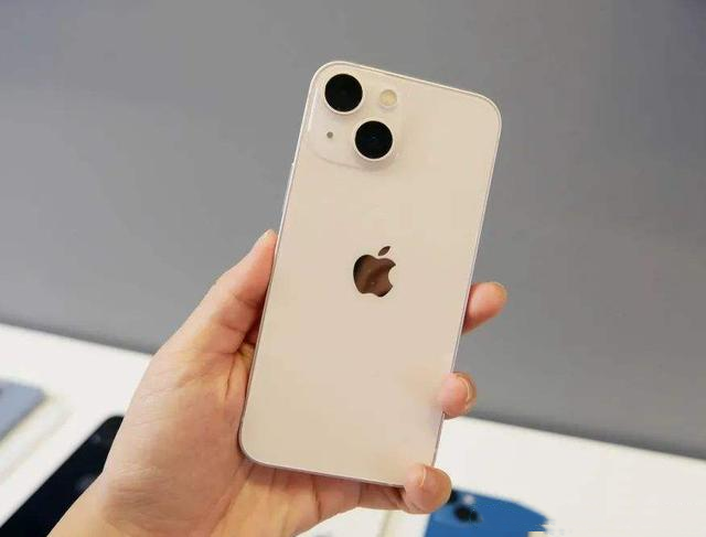 iphone14 pro真机曝光,看完外观,1万也想买