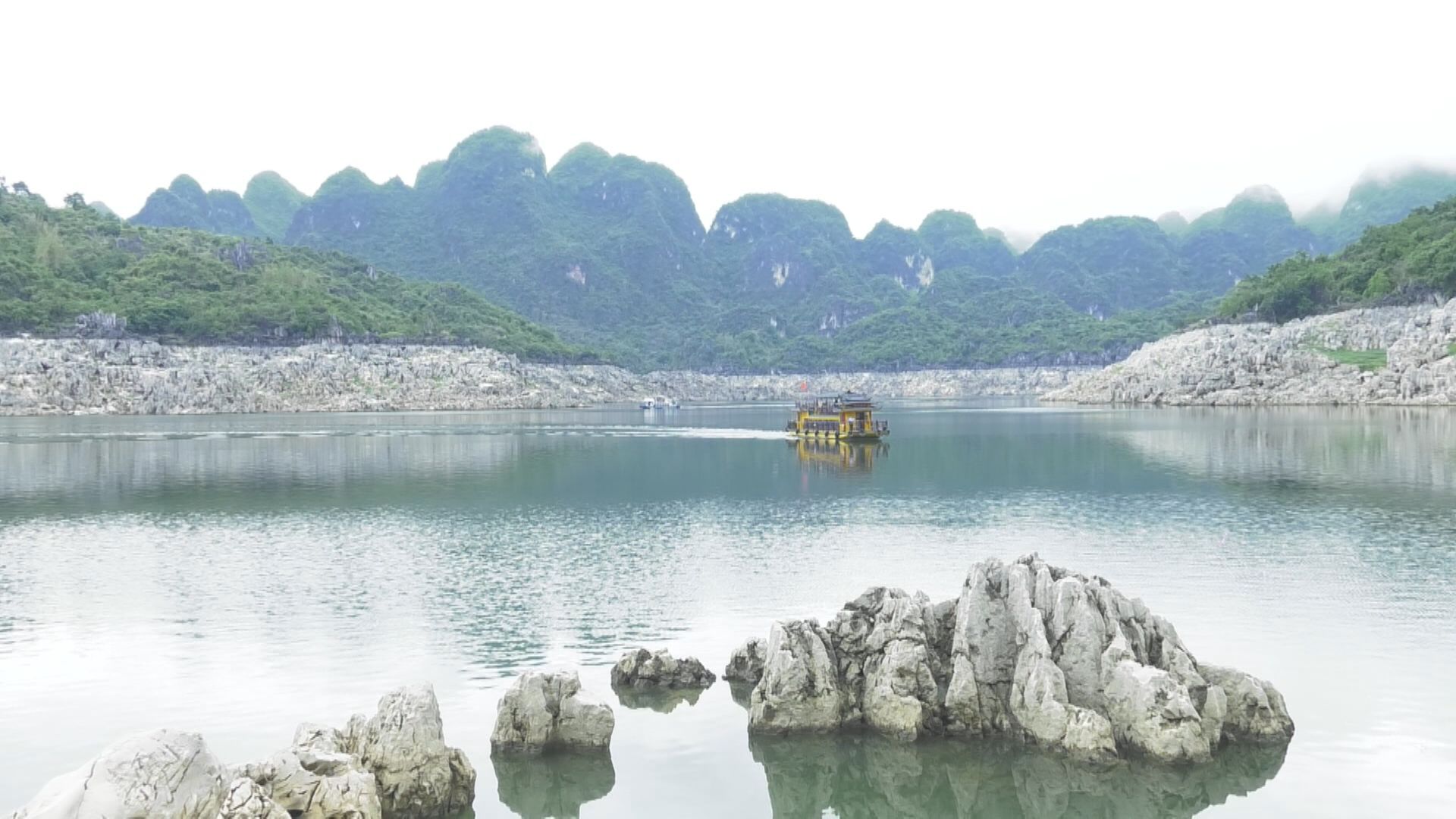 万峰湖景区电话图片