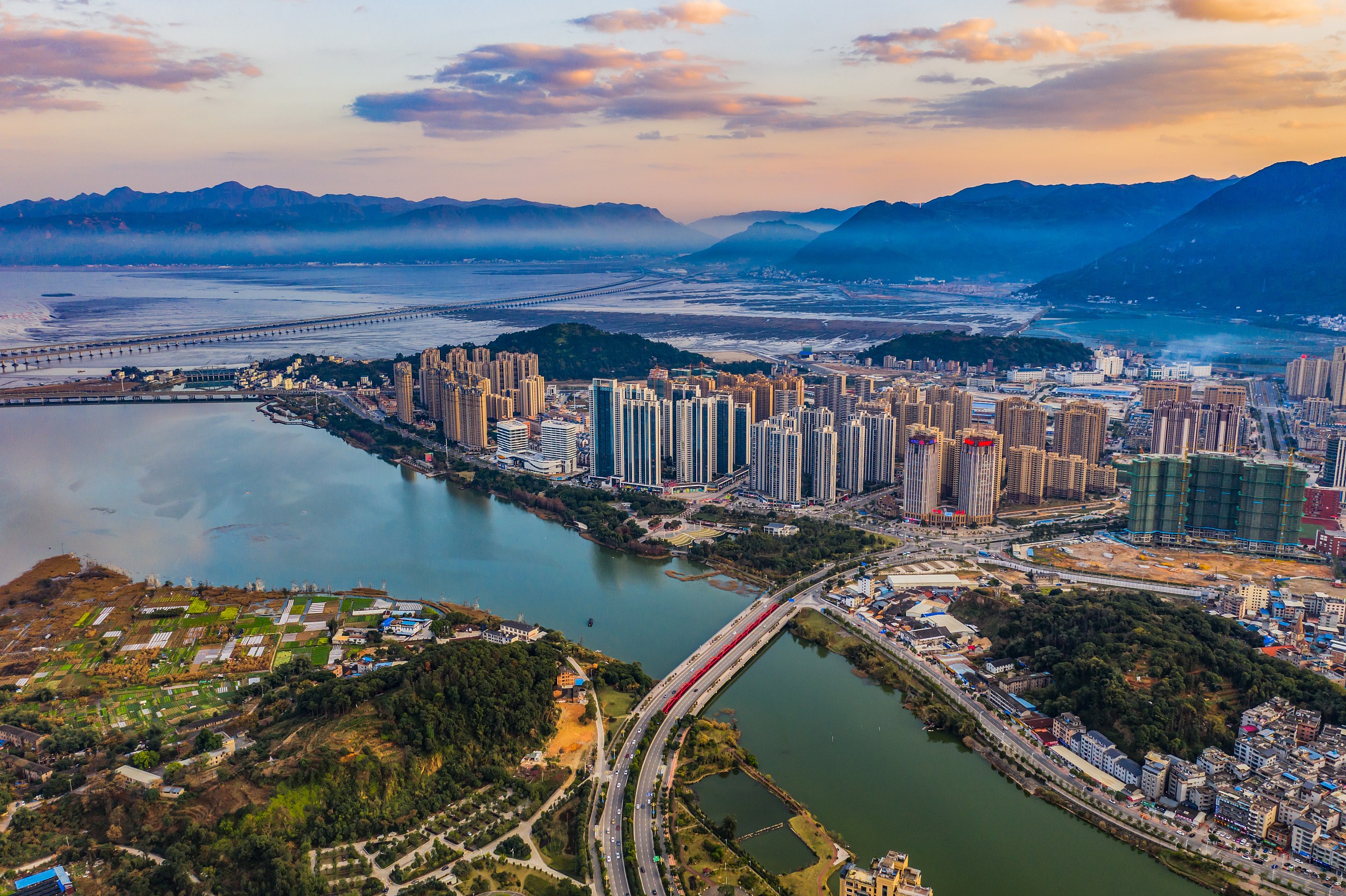 福建宁德全面放宽限购:在中心城区买商品住房不受户籍和套数限制