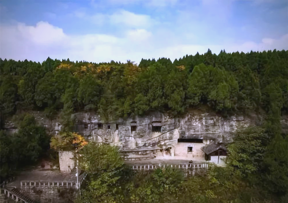 探秘苍溪寻乐书岩:艺术与历史的交织