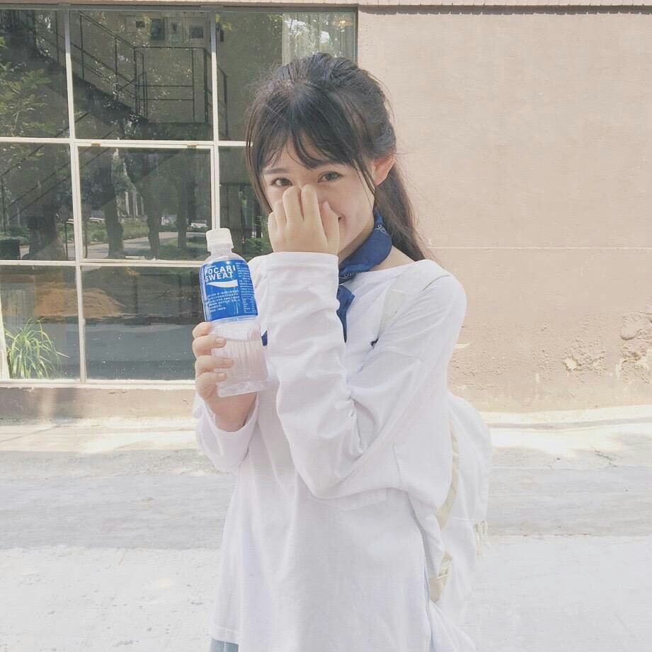 如何描述学生时代的喜欢?"暗恋是酸涩的橘"