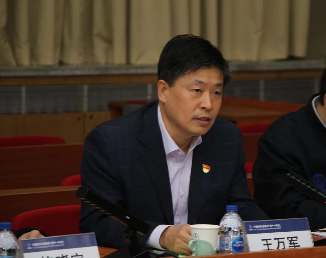 六院院长王万军到11所京宣讲党的二十大精神