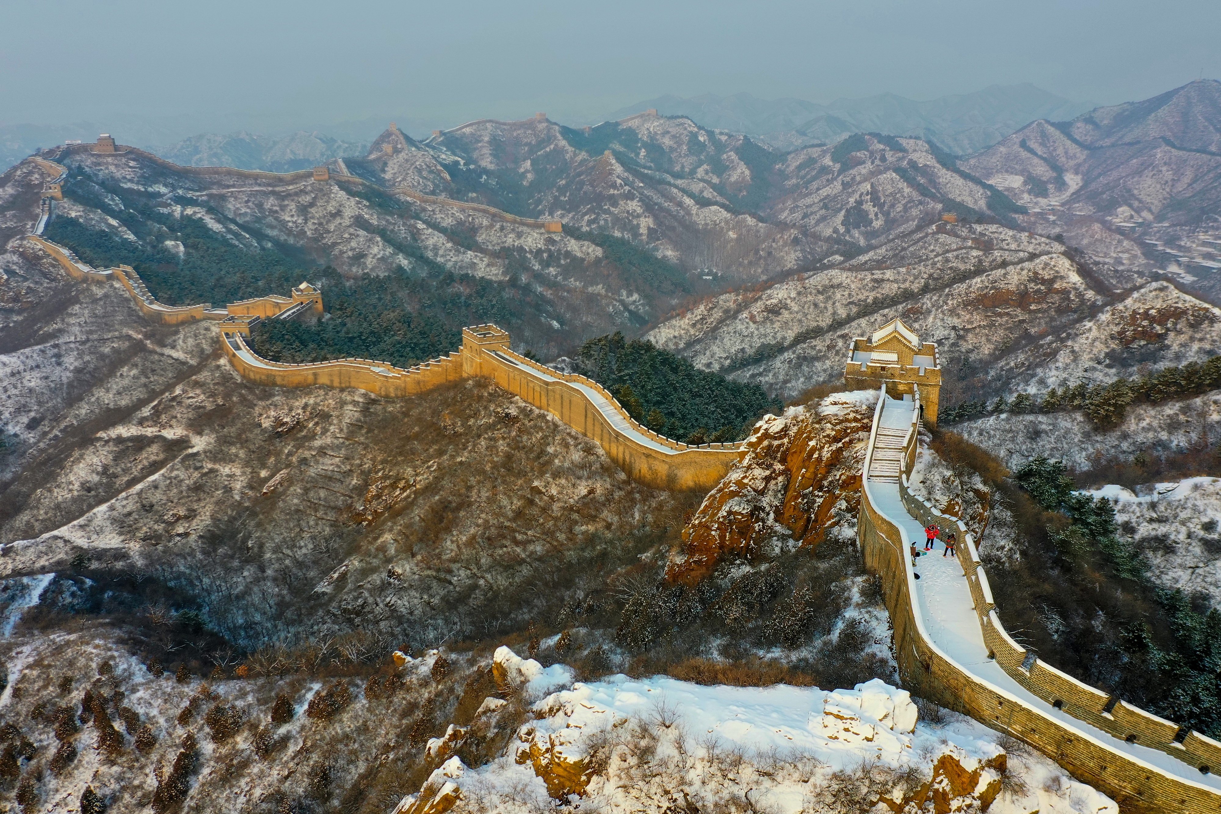 (我的光影故事·回眸2023)农民摄影师37载守望金山岭长城