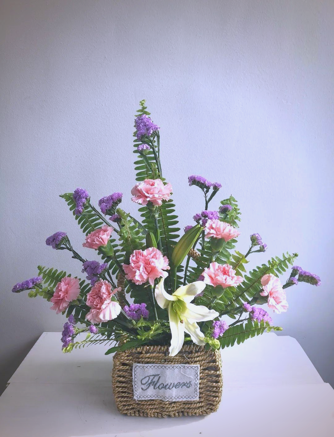 如何用正三角形插花技巧打造西方经典插花