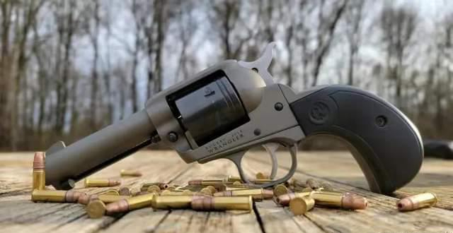 香料大王李润田看到荣鸿元等人在巴西发了财也赶过去,却命丧异邦