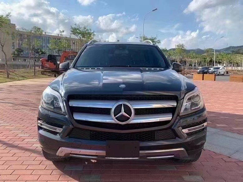 16年奔驰gl450仅售17.8万,7座大型suv车型,能够满足日常需求