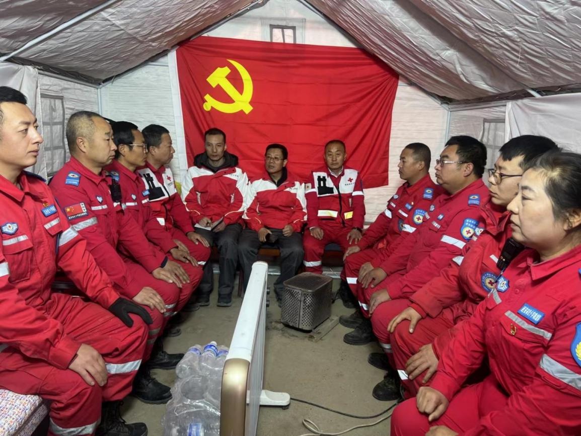 陕西省红十字救援队圆满完成甘肃积石山 6.2级地震抗震救灾任务