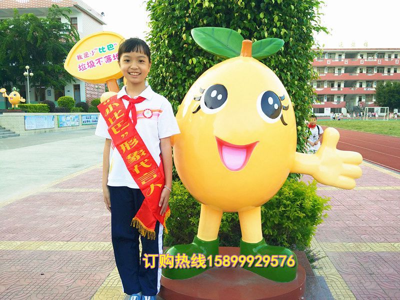 幼儿园学校校园玻璃钢卡通福娃雕塑公仔人物形象,怎能没有吉祥物