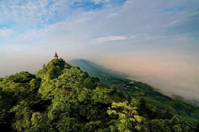 摩围山:重庆彭水的秘境仙境,探秘千年古道的魅力