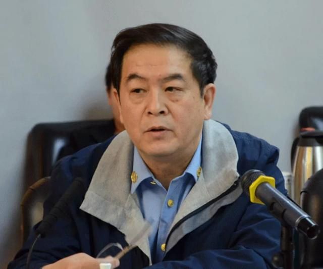 郭旭新:长相秀气演技好,娶初恋女友,可惜当红时息影了