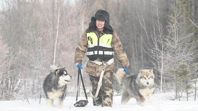 (新春走基层"光杆儿"局长柴瑞峰的"荒野生存"