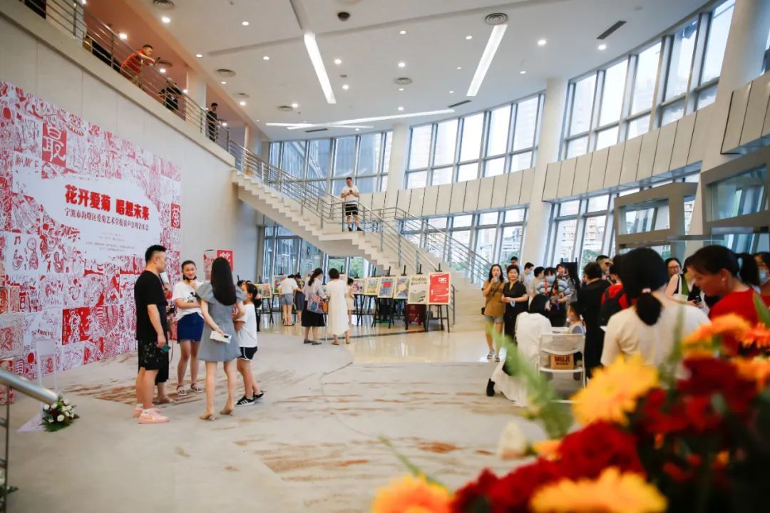 宁波爱菊艺术学校童声合唱音乐会举行