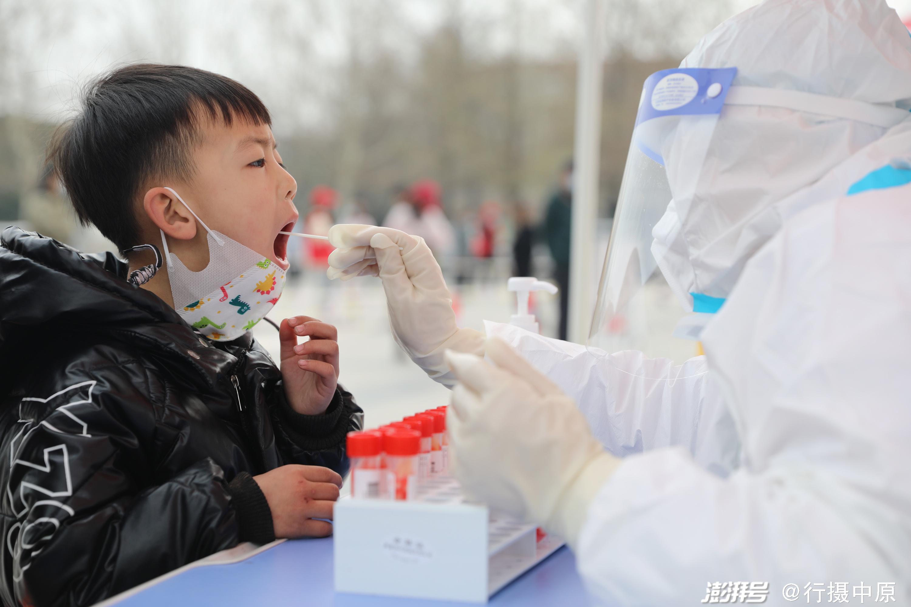 河南温县开展第二轮全员核酸检测