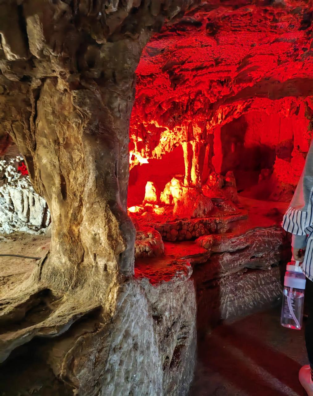 今年的五一假期去了北京房山的石花洞,中国四大名洞之一,如果没有来过