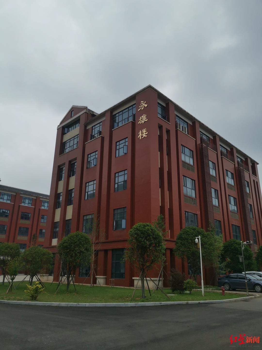 谭曼与他的"催收帝国"