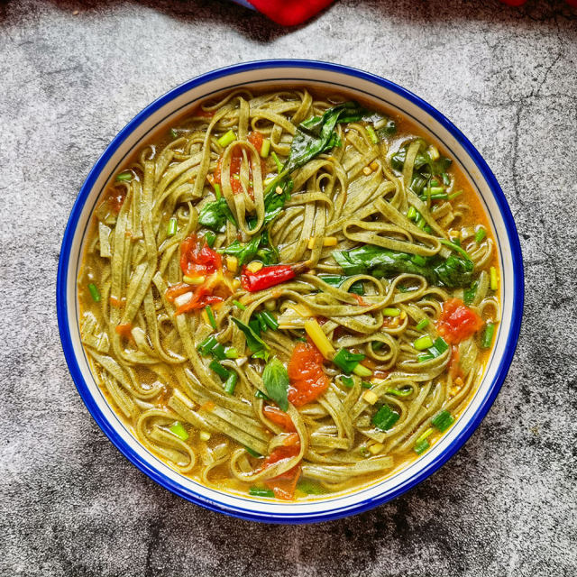 西红柿荆芥桑叶面,咸鲜好喝,美味快手