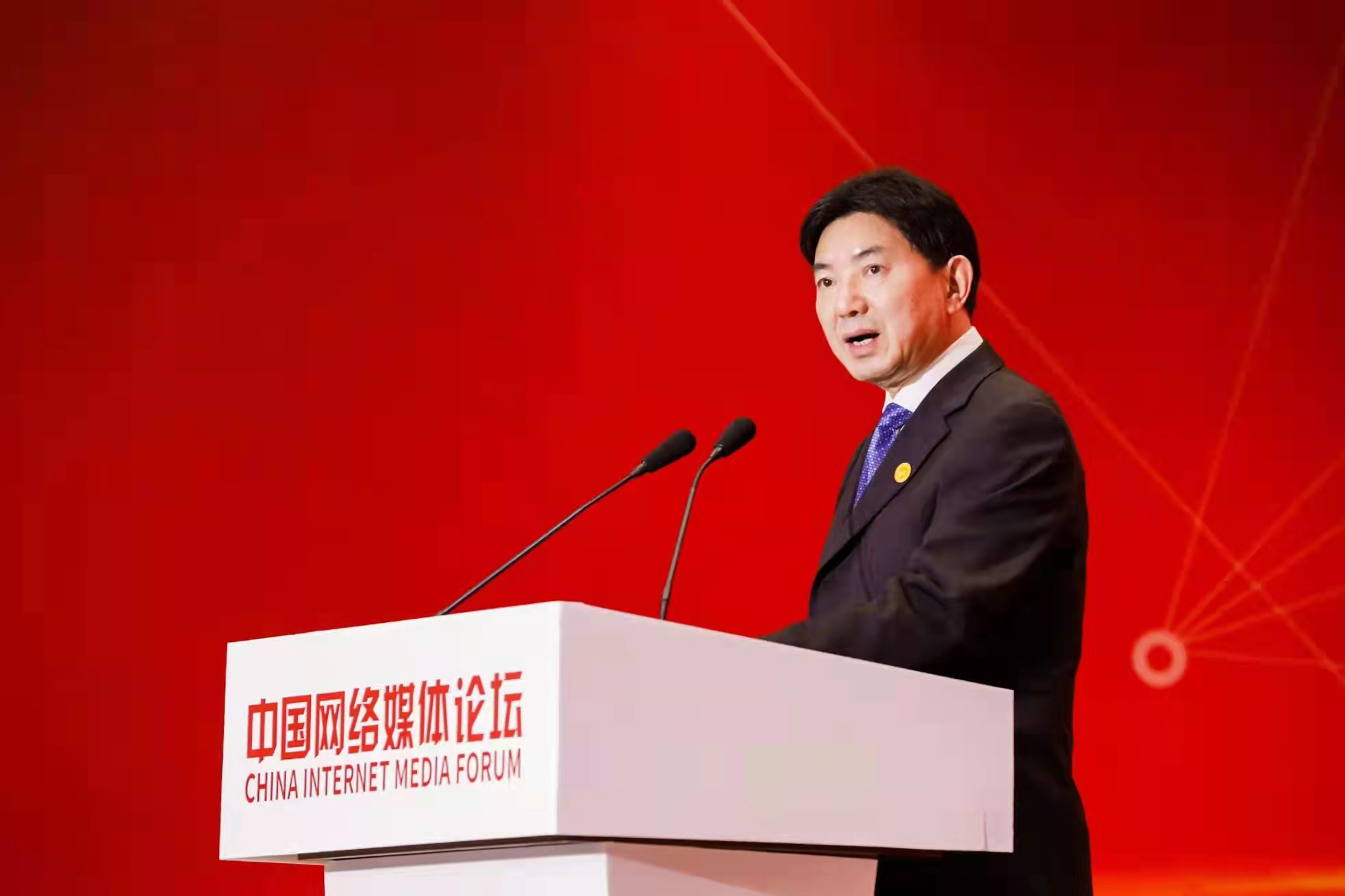 郑庆东:推动产业成长,助力企业发展是经济媒体的使命和责任