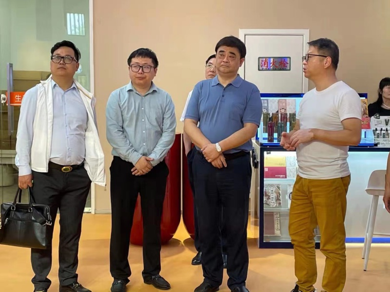 占勇走访调研上海九江企业商会