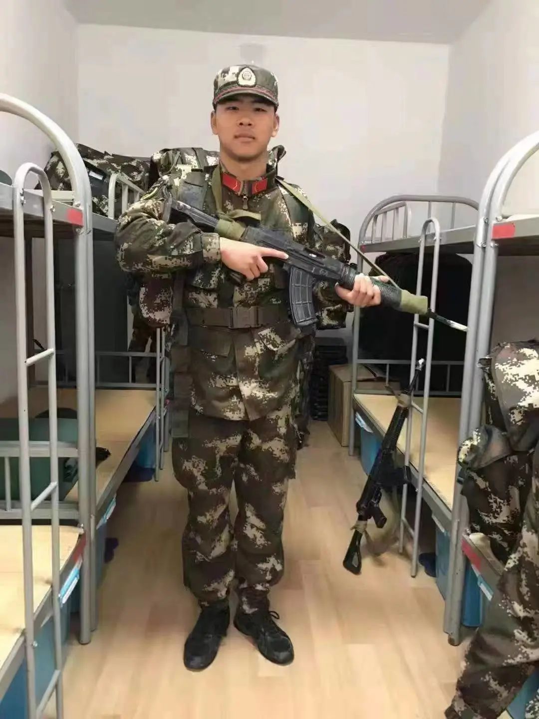 从橄榄绿到抗疫白 他们用行动诠释退役军人的责任和担当