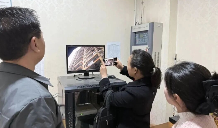 法院判了：所有业主共同赔偿陈女士1元