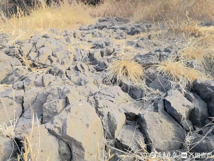 临朐火山口地质公园图片