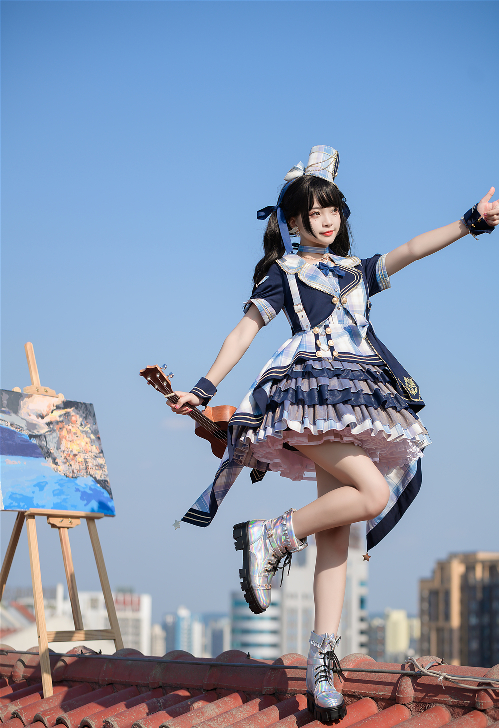 lo圈正流行一种穿法,叫"洛丽塔 马丁靴",又a又飒,气场全开!