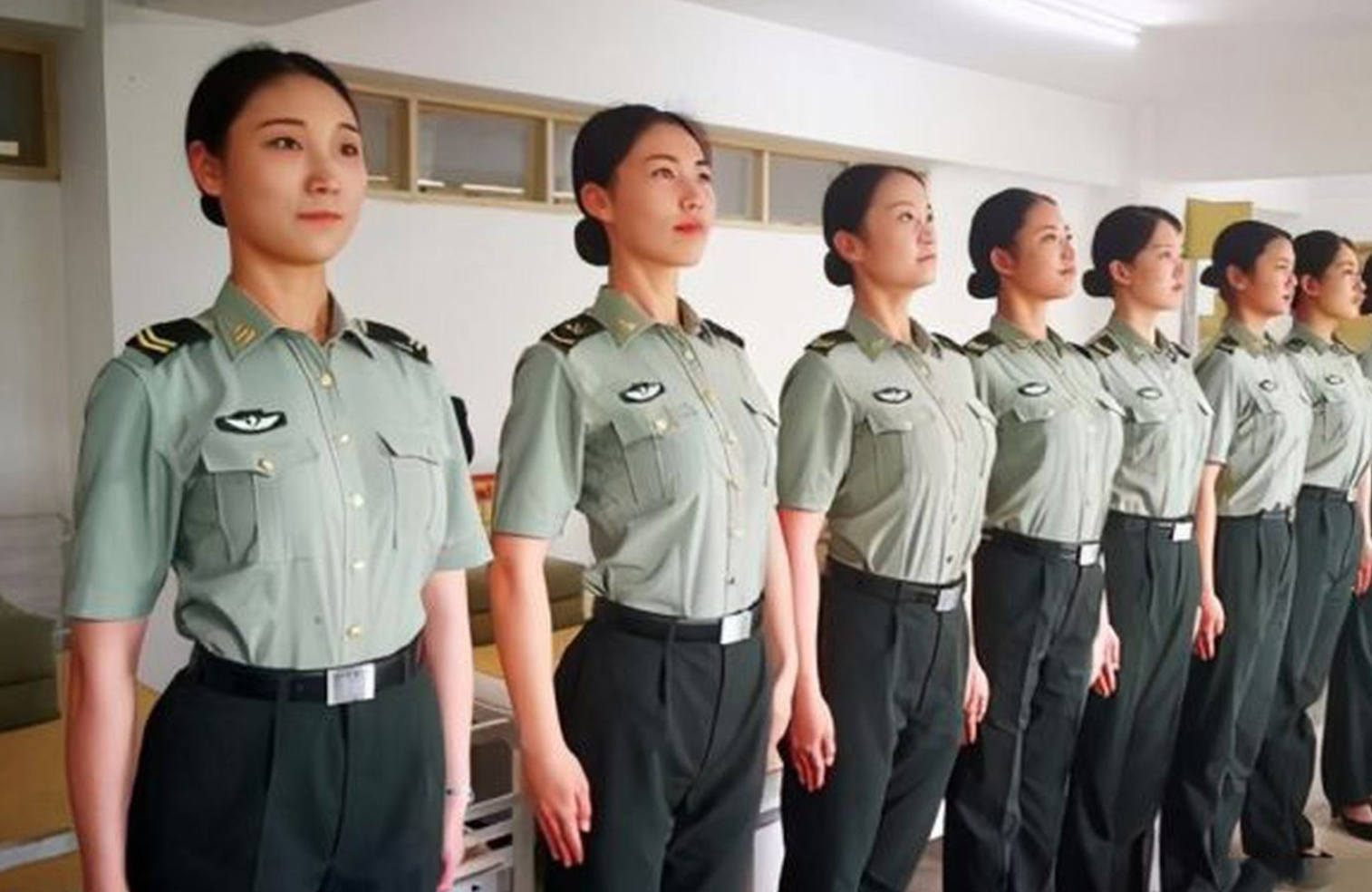 2022年徵兵開始,女生參軍條件有變,有想法的女生要提前