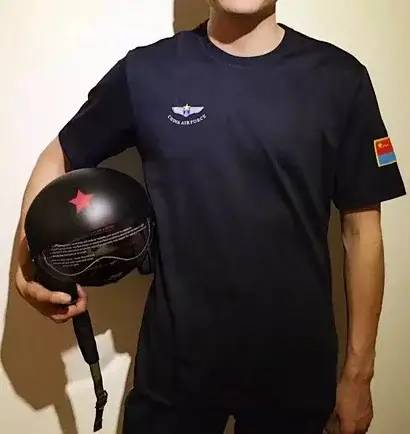 「68元包邮」特价飞行员圆领t恤汗衫