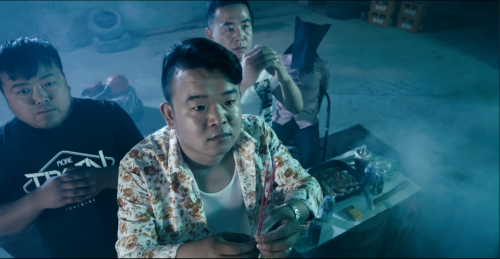 电影《咸鱼》正式定档 演绎黑色幽默软科幻下小人物的诙谐人生