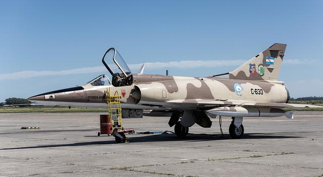 阿根廷空军的短剑(匕首)攻击机,是以色列生产的幻影iii仿制型号