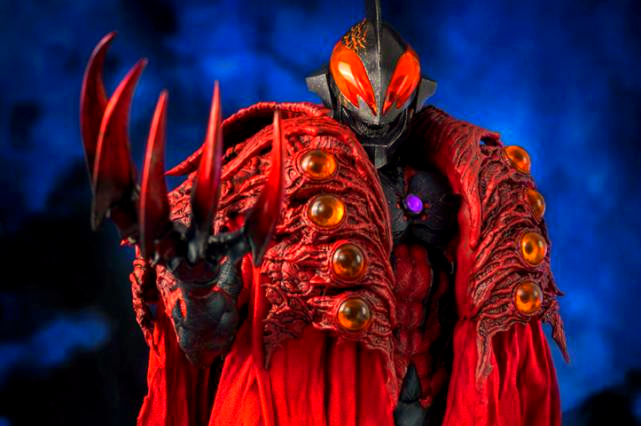 奥特曼皇帝贝利亚:多款配件组合,展现生物质感与黑暗魅力