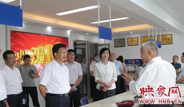 省司法厅厅长申黎明到平西街道办事处调研指导基层司法工作