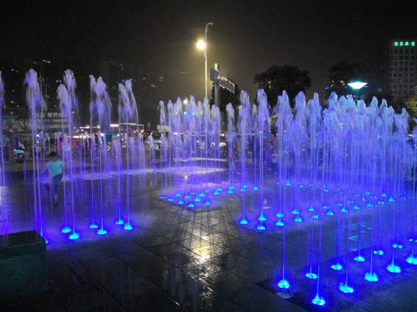 徐州音乐喷泉厂济宁呐喊喷泉济南喷泉维修南昌市喷泉厂