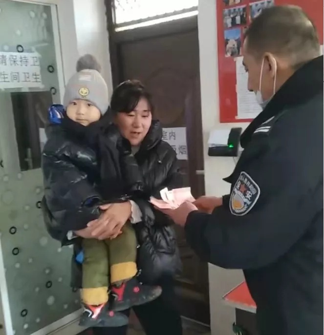 宝清县:第一中学的两位同学,点名表扬你们!