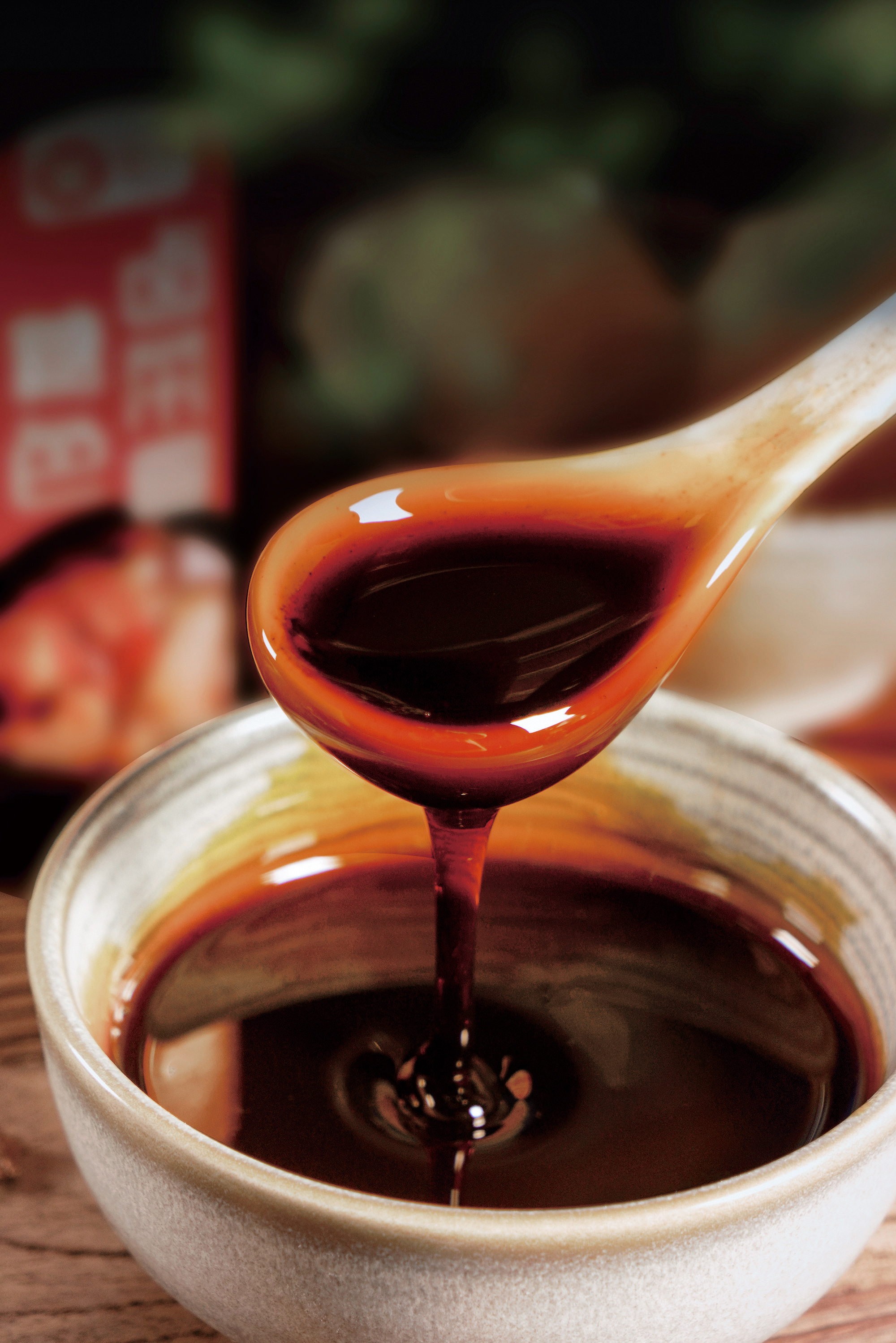 冰糖怎么炒出糖色,冰糖炒糖色需要注意什么