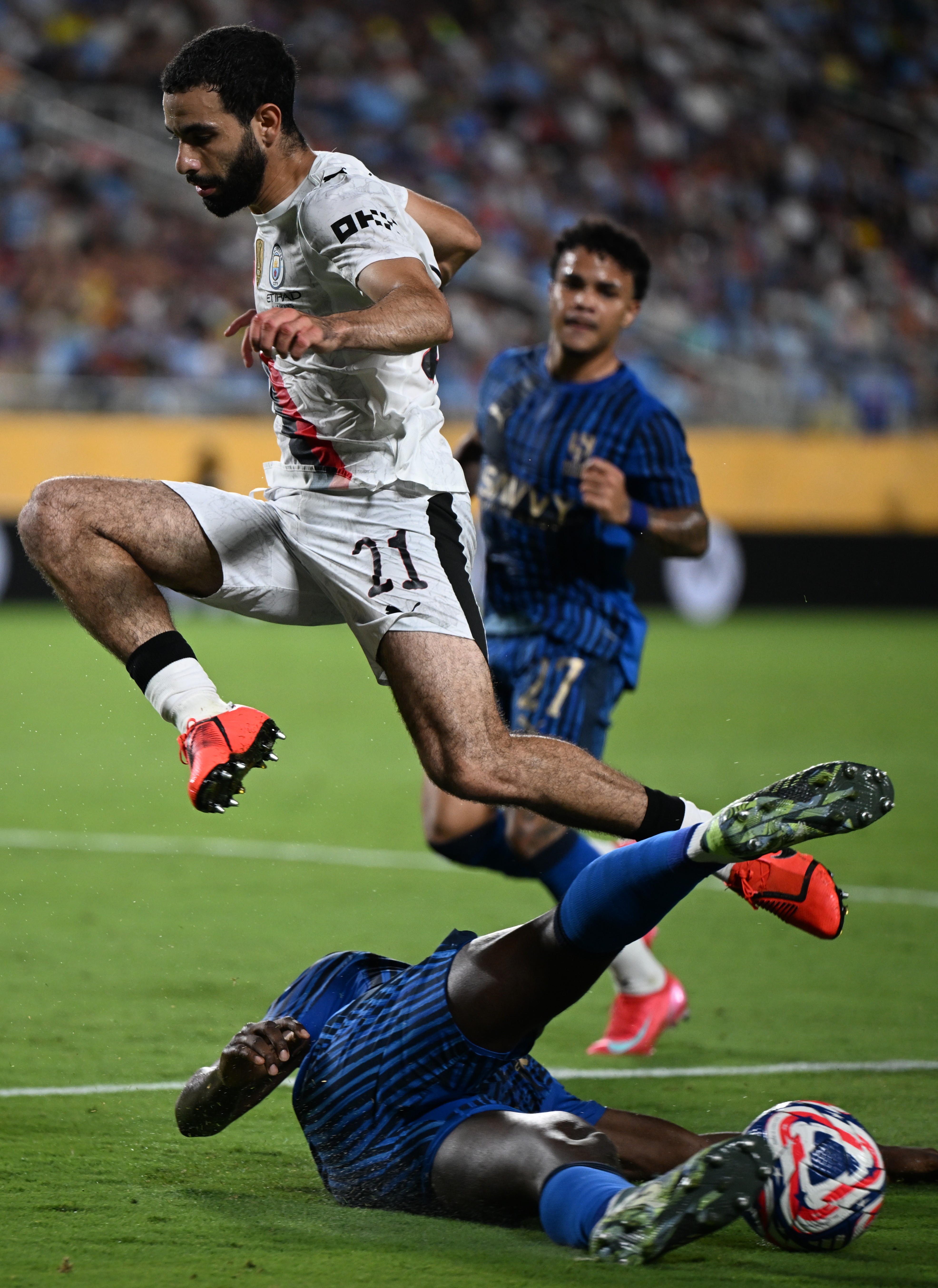 世俱杯最新赛况：曼城加时3-4利雅得新月曼城无缘八强的简单介绍