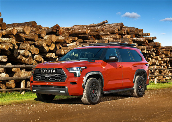 陆巡见了得喊哥!丰田全尺寸旗舰suv红杉trd pro官图:约57万