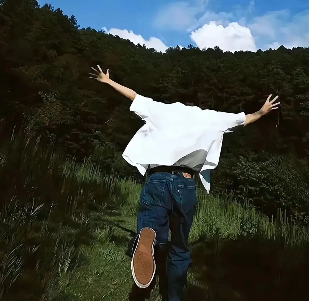 还是户外运动时的精彩瞬间,都可以成为你的头像