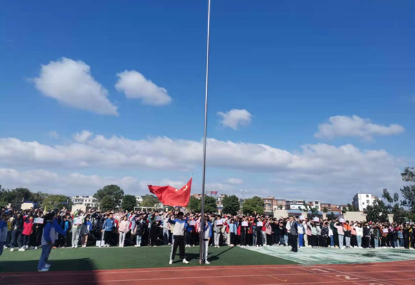 赣州市潭东中学开展"永远跟党走 争做当家少年"思政教育系列活动