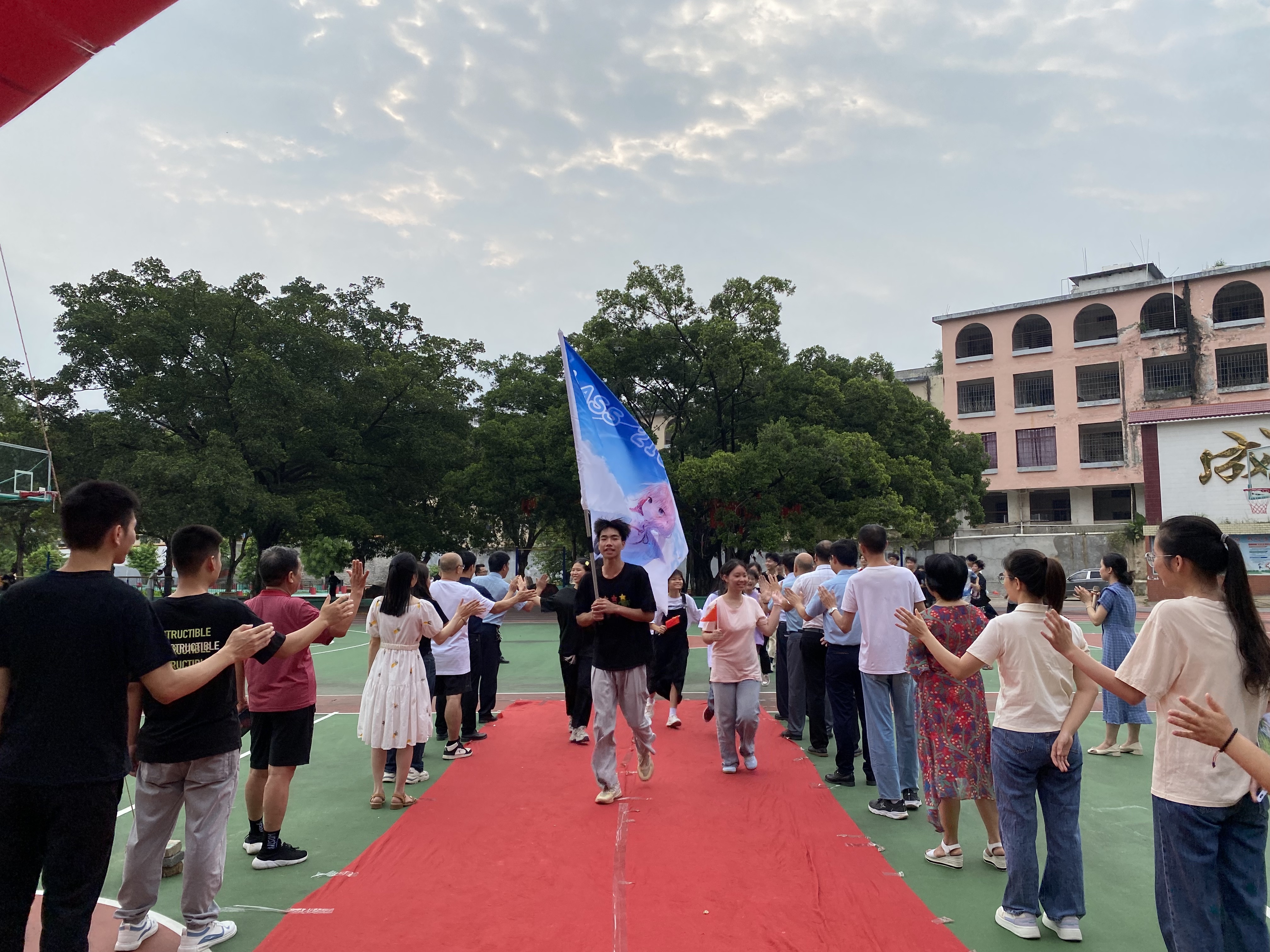 未来可期,青春无悔—平南县朝阳高级中学2024届"走进高三"仪式