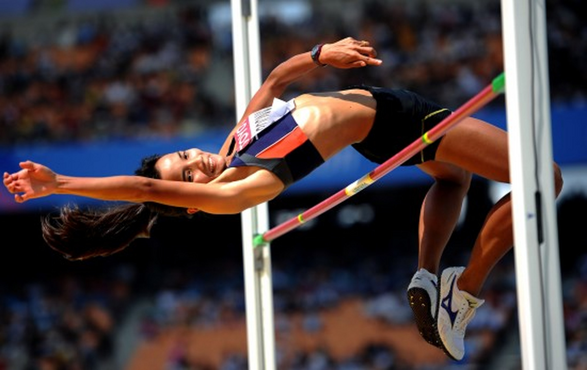 女子跳高世界纪录是2米09,由保加利亚运动员科斯塔迪诺娃在1987年创造