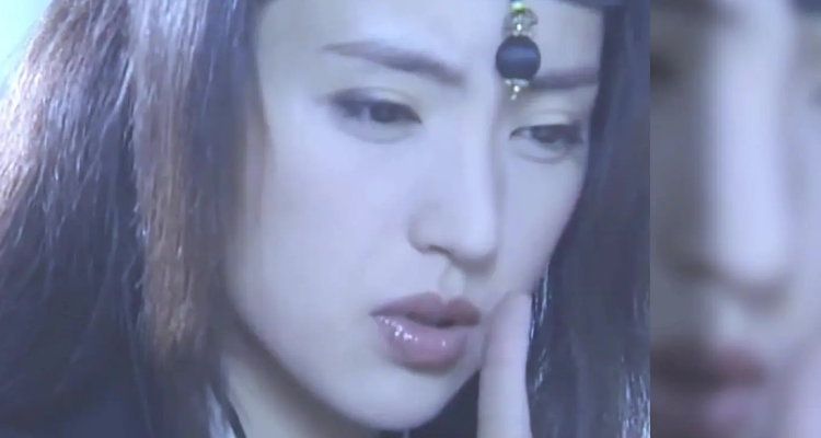 雪花女神龙最后和谁在一起了