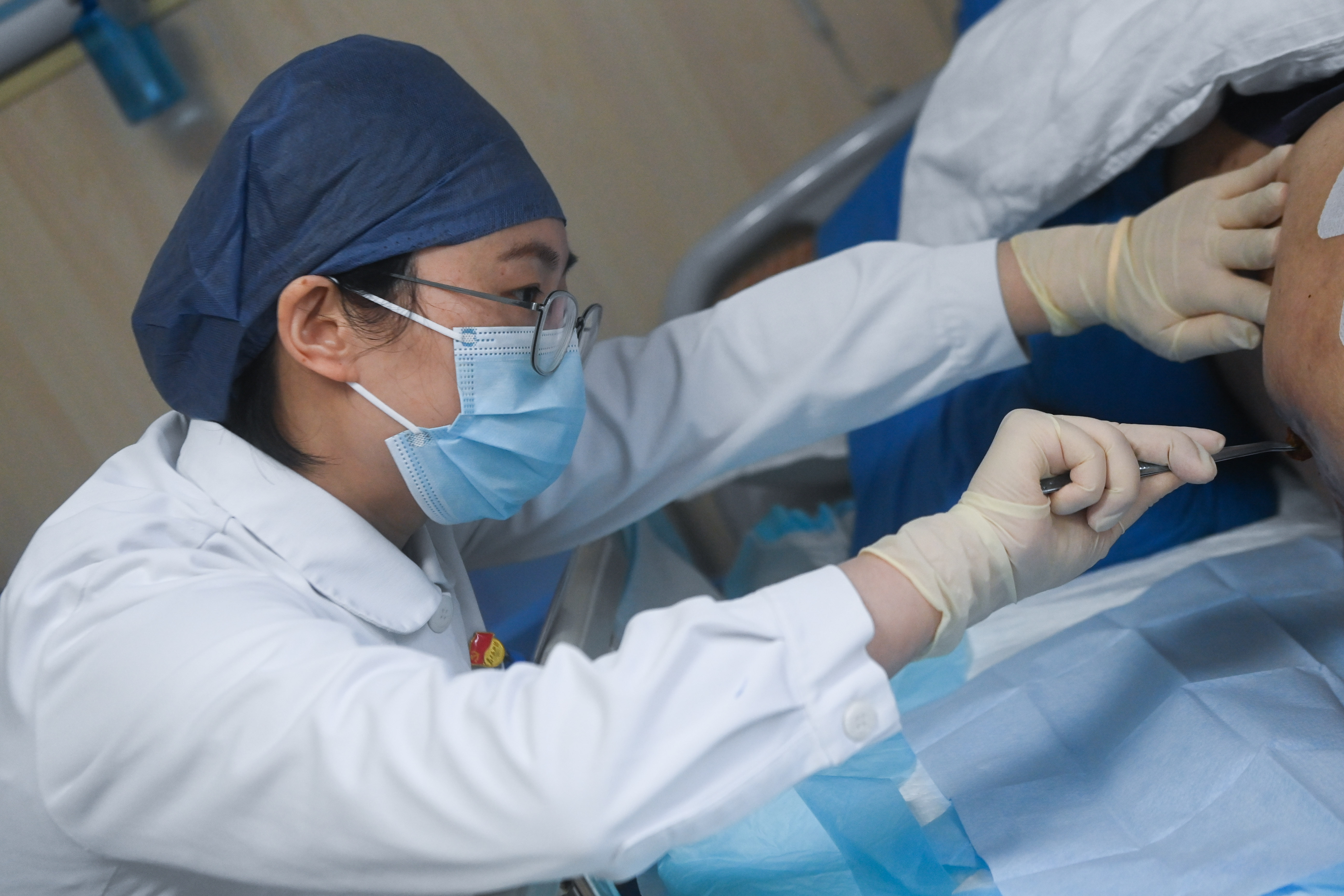 (新华全媒 )安宁疗护护士:温暖生命"最后一程"